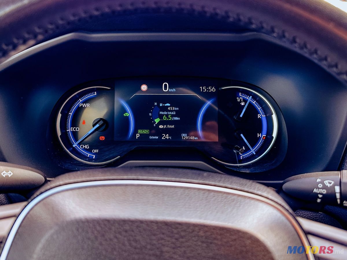 2019' Toyota RAV4 photo #4