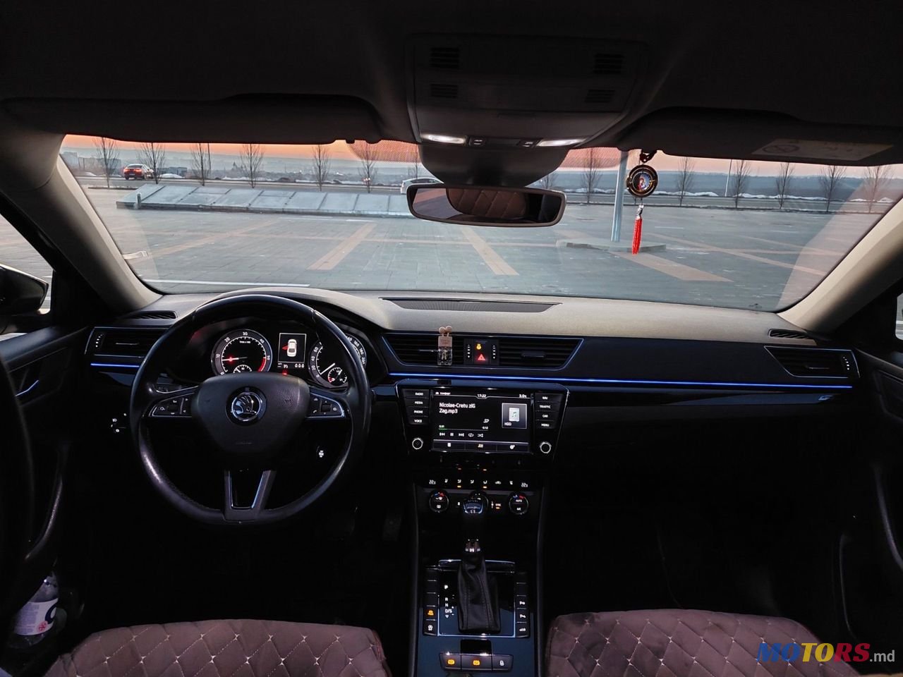 2016' Skoda Superb photo #5