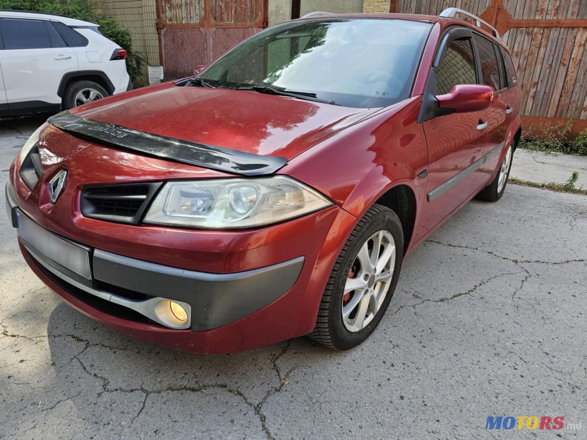 2008' Renault Megane photo #5