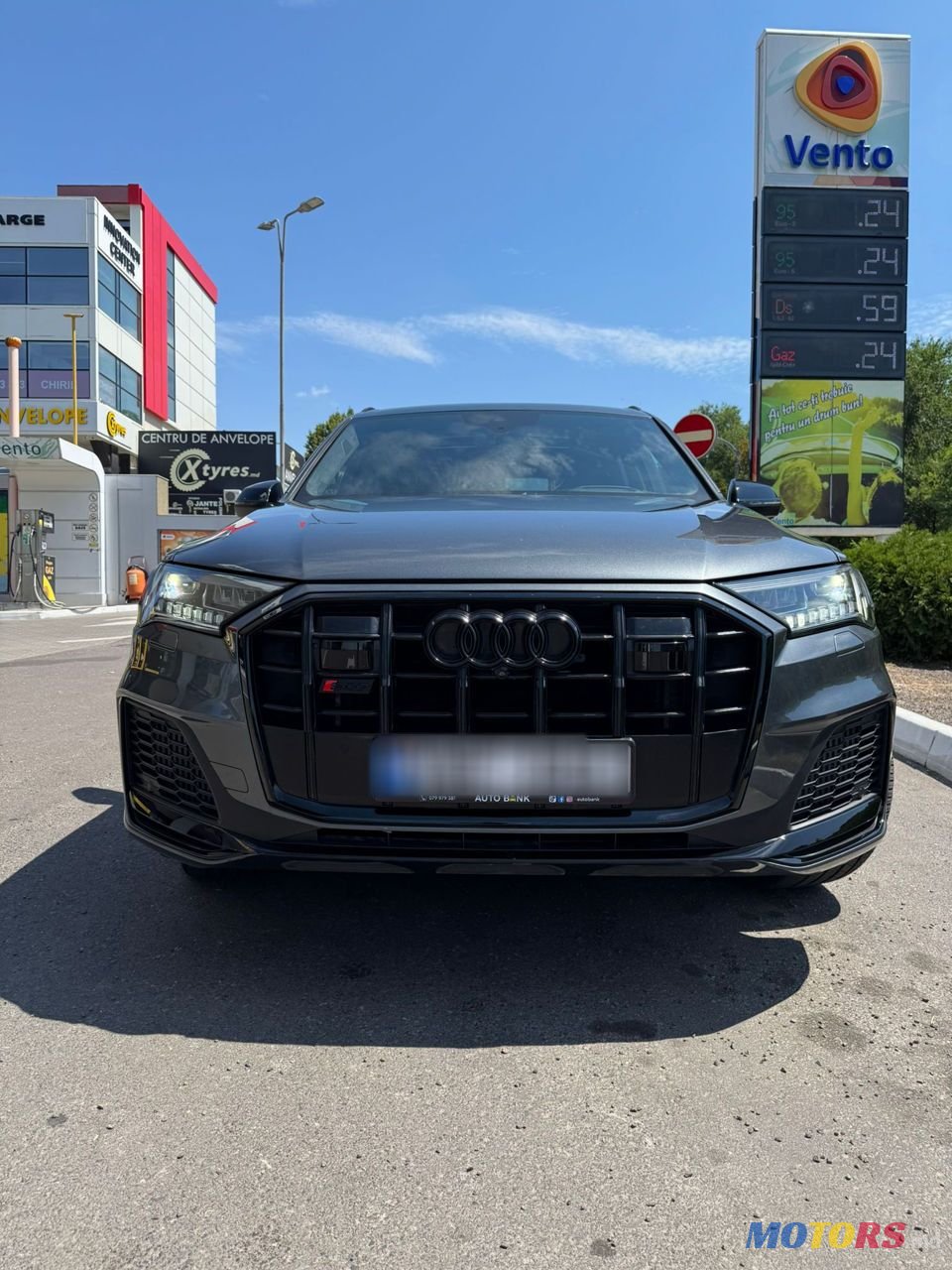 2021' Audi SQ7 photo #5