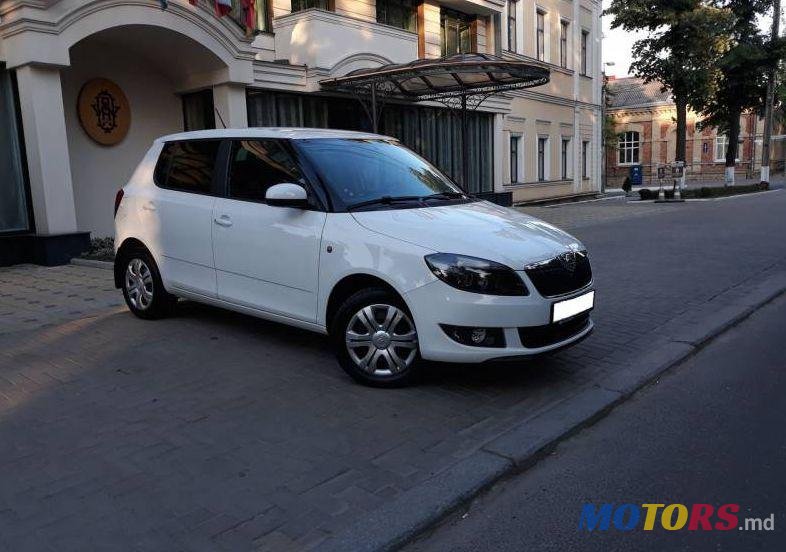 2015' Skoda Fabia photo #2