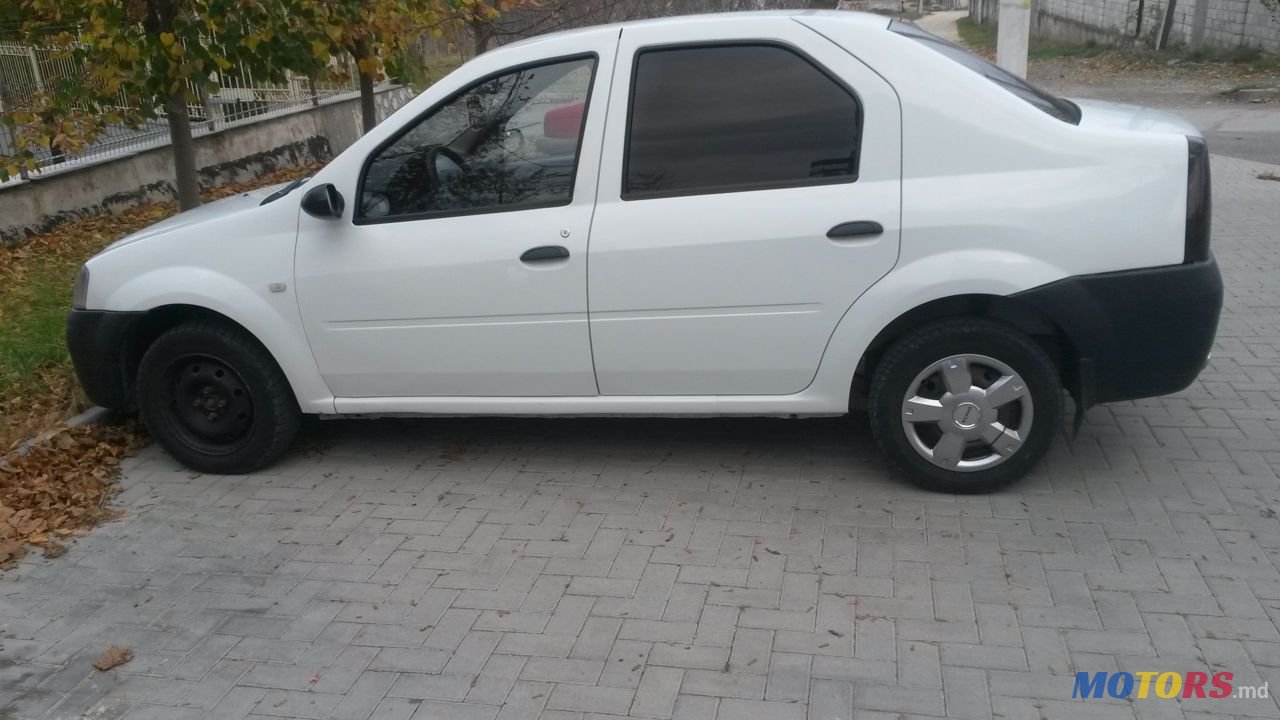 2008' Dacia Logan photo #3