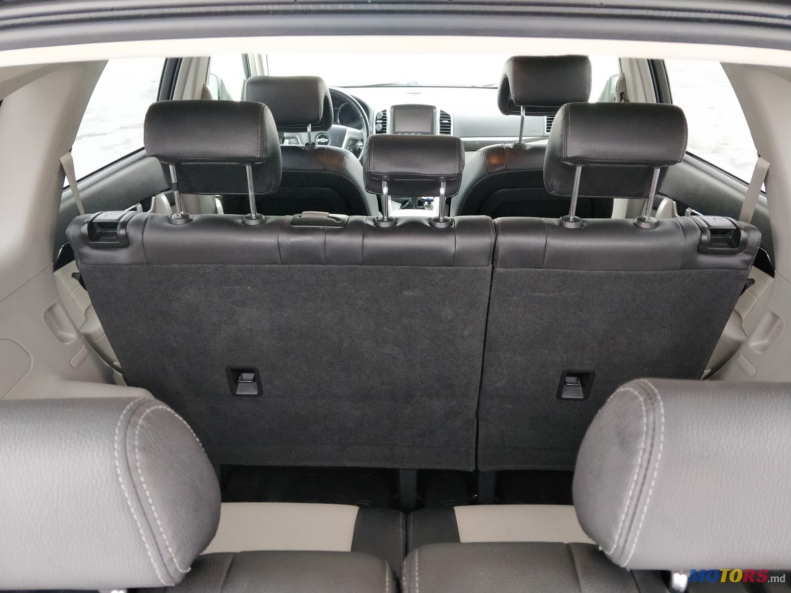 2013' Chevrolet Captiva C-140 photo #3