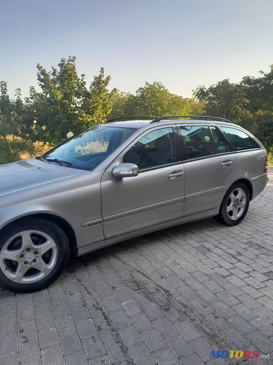 2003' Mercedes-Benz C Класс photo #1