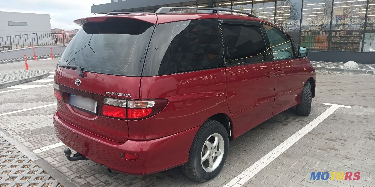 2001' Toyota Previa photo #4