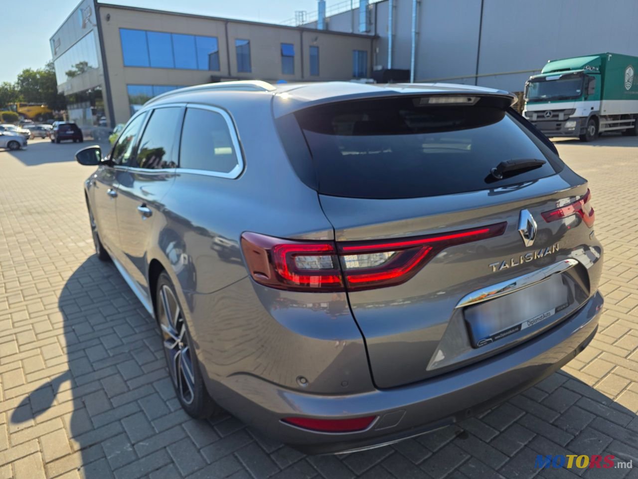 2017' Renault Talisman photo #3