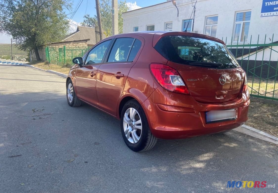 2013' Opel Corsa photo #3