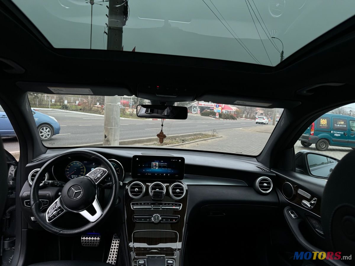 2020' Mercedes-Benz GLC photo #4