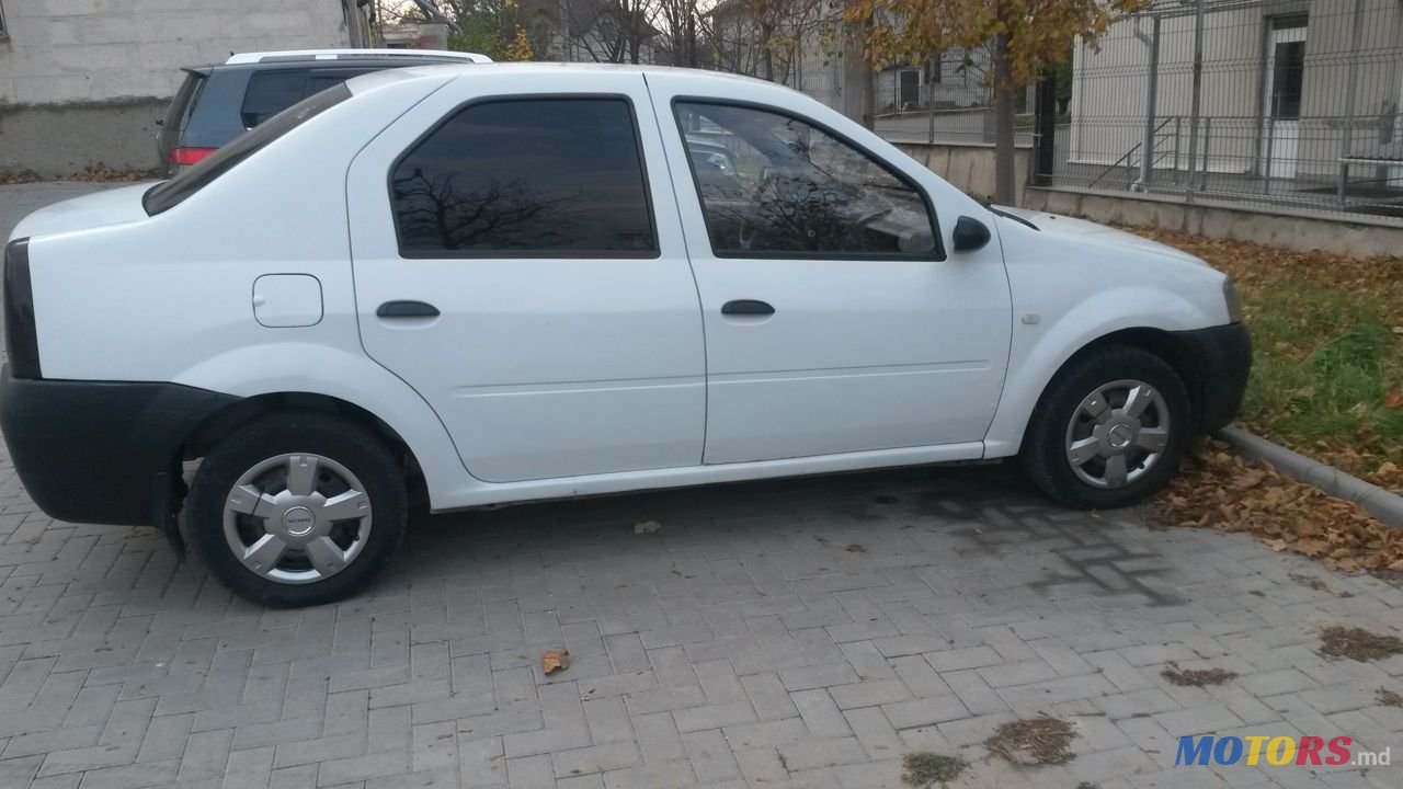 2008' Dacia Logan photo #3