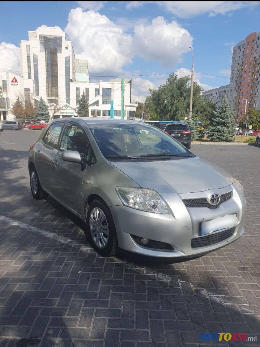 2008' Toyota Auris photo #1