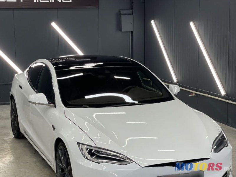 2016' Tesla Model S photo #2