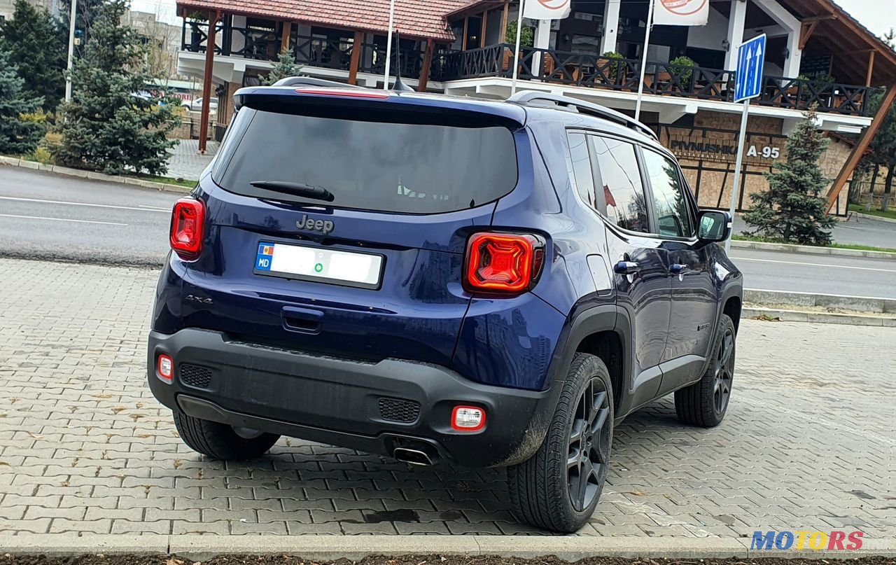 2020' Jeep Renegade photo #2