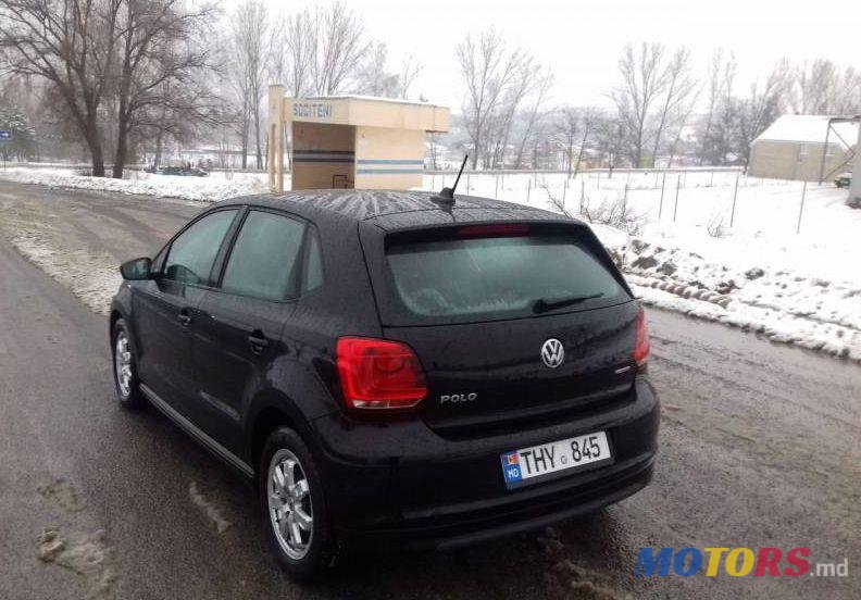 2011' Volkswagen Polo photo #2