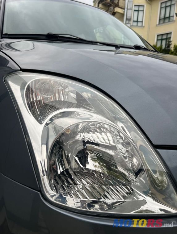 2006' Suzuki Swift photo #5