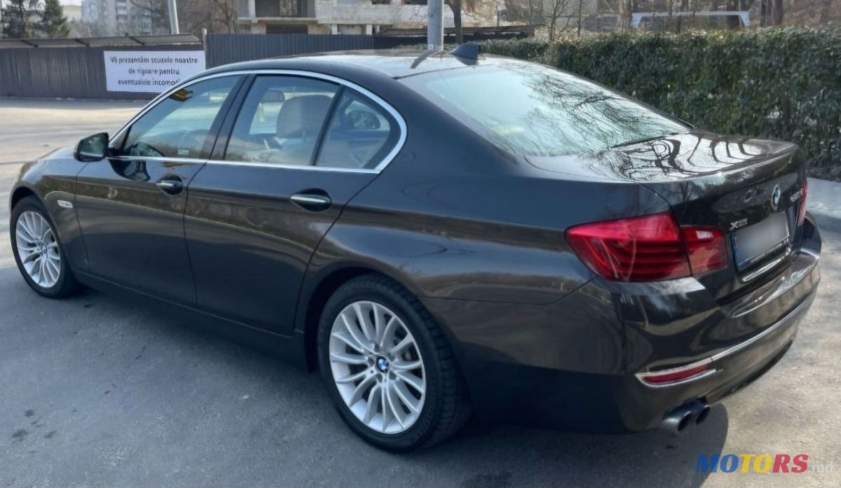 2016' BMW 5 Series photo #4