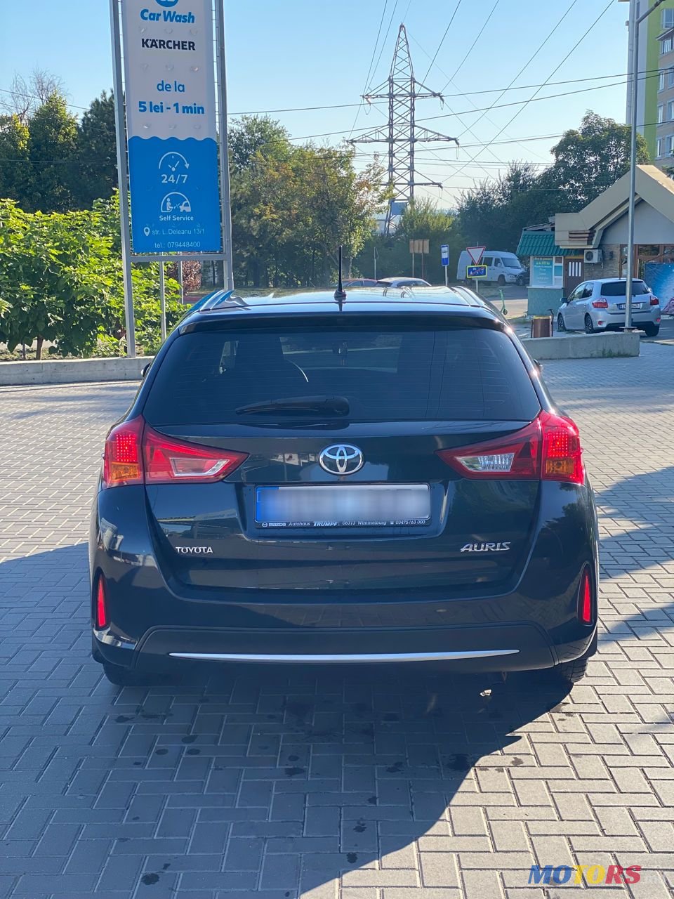 2014' Toyota Auris photo #4