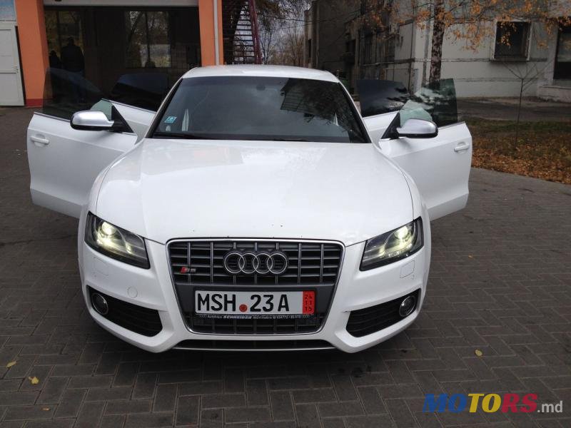 2011' Audi S5 photo #5