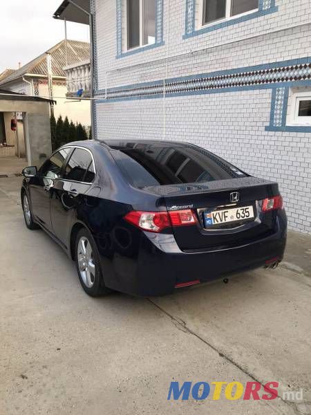 2010' Honda Accord photo #2