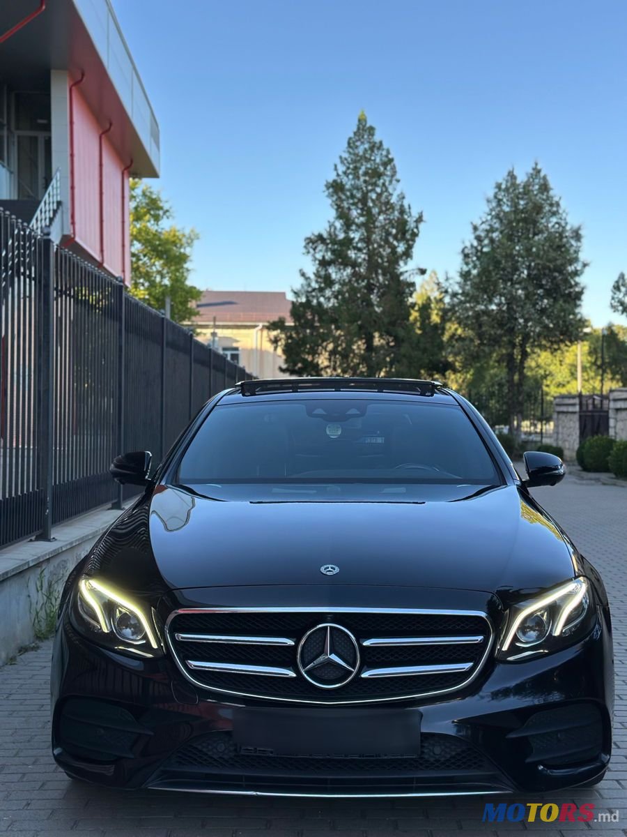 2020' Mercedes-Benz E-Class photo #5