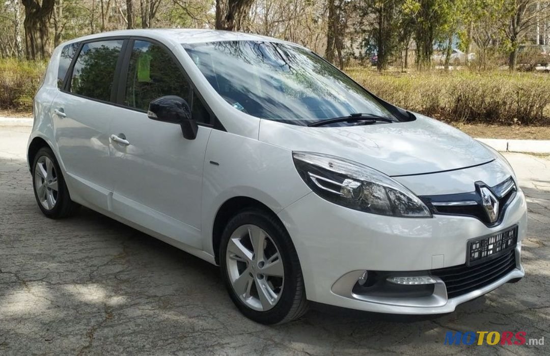 2015' Renault Scenic photo #1