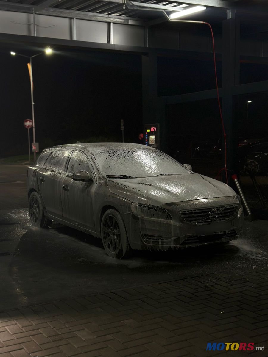 2014' Volvo V60 photo #1