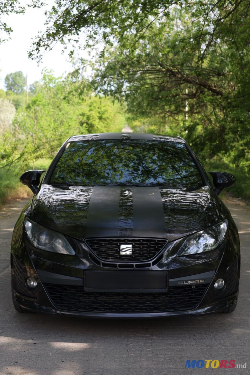 2012' SEAT Ibiza photo #1