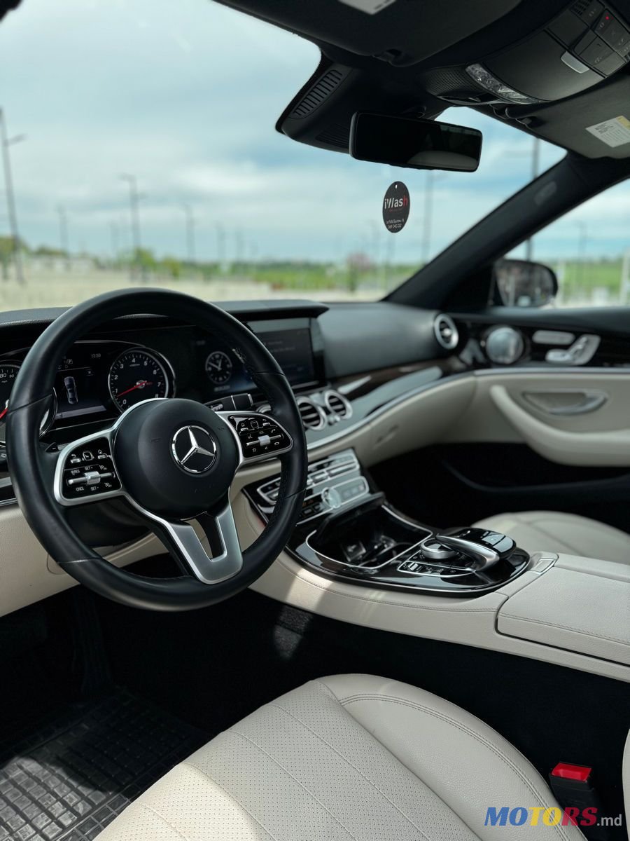 2019' Mercedes-Benz E-Class photo #6