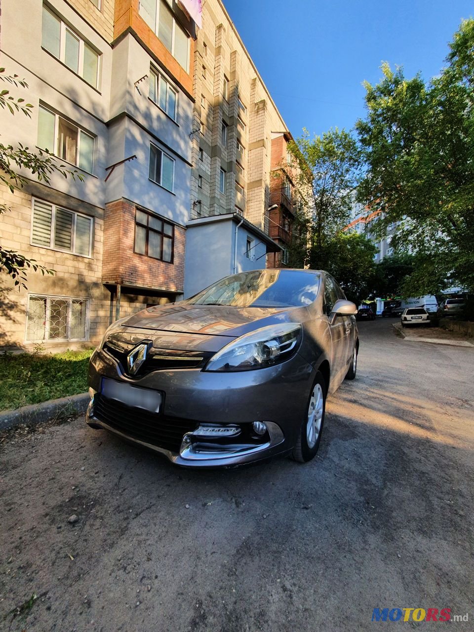 2014' Renault Grand Scenic photo #1