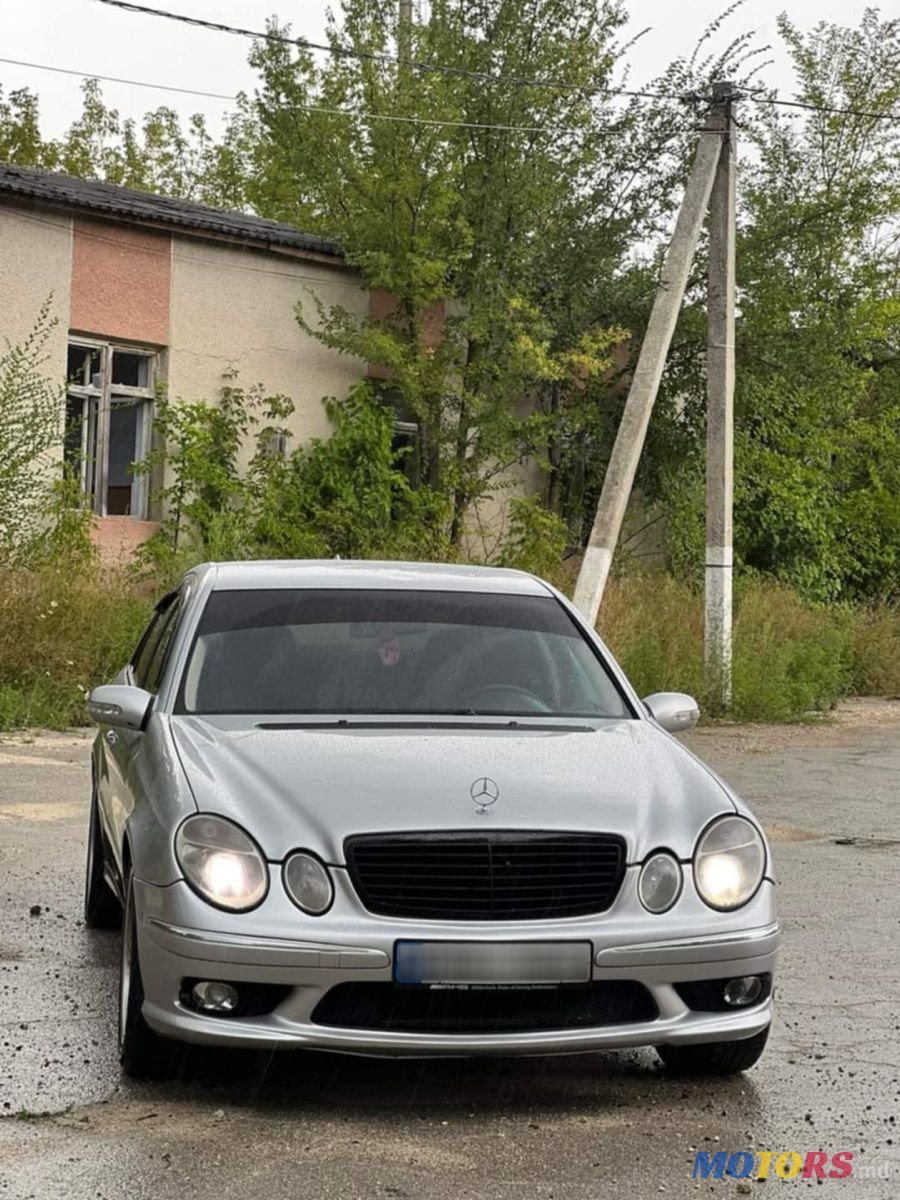 2005' Mercedes-Benz E-Class photo #1