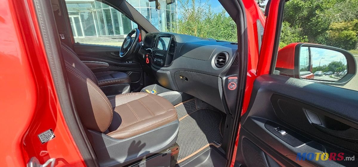 2014' Mercedes-Benz Vito photo #4