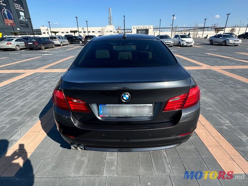 2012' BMW 5 Series photo #4