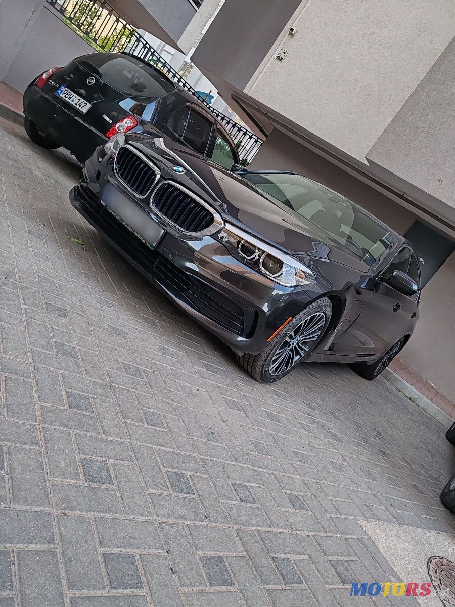 2019' BMW 5 Series photo #2
