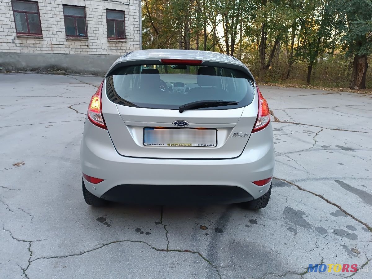 2014' Ford Fiesta photo #6