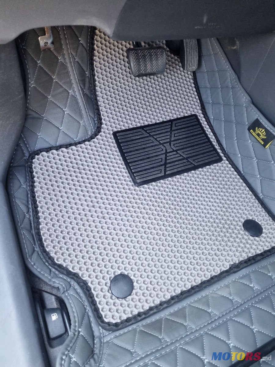 2009' Toyota Prius photo #5