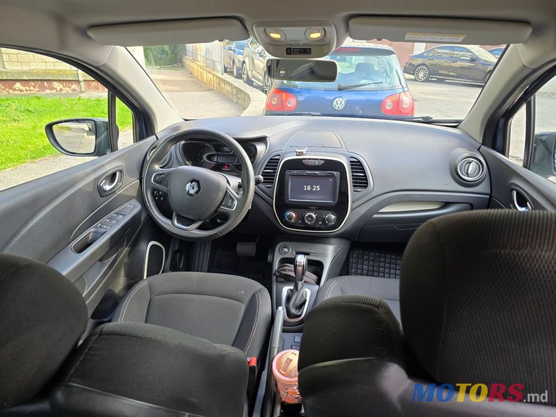 2018' Renault Captur photo #2