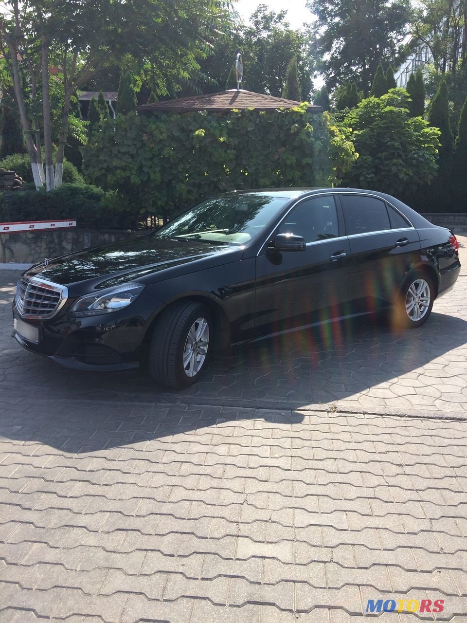 2014' Mercedes-Benz E Класс photo #1