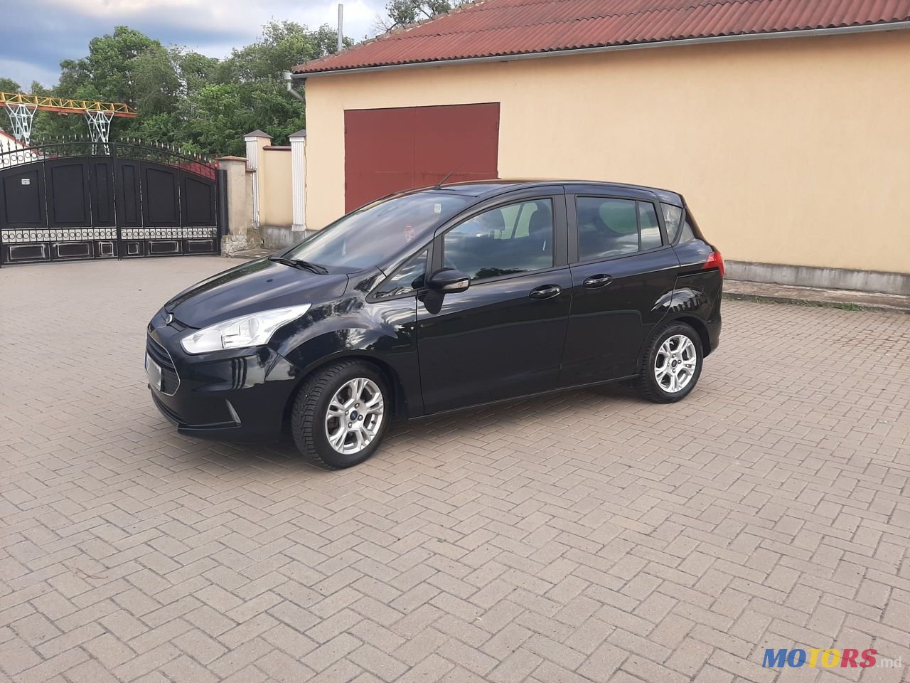 2015' Ford B-MAX photo #5