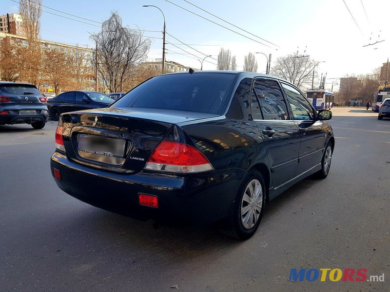 2007' Mitsubishi Lancer photo #5