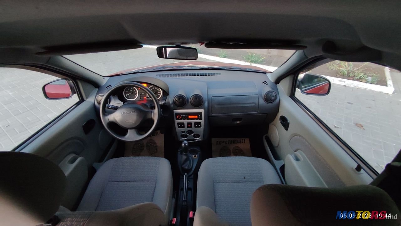 2008' Dacia Logan Mcv photo #2