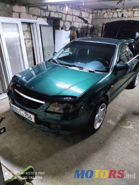 2001' Mazda 323 photo #3