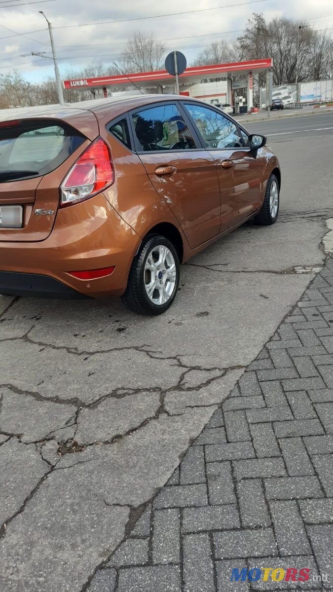 2016' Ford Fiesta photo #4