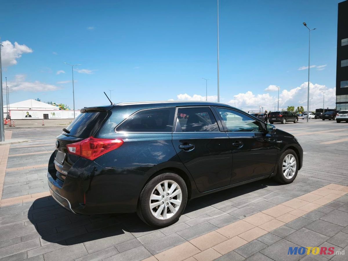 2014' Toyota Auris photo #1