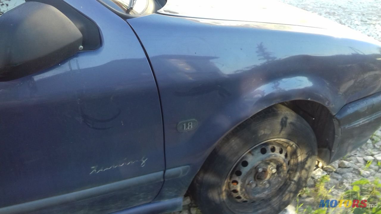 1992' Renault 19 photo #6