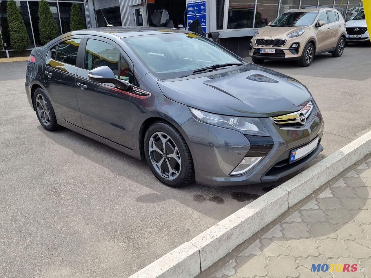 2012' Opel Ampera photo #1