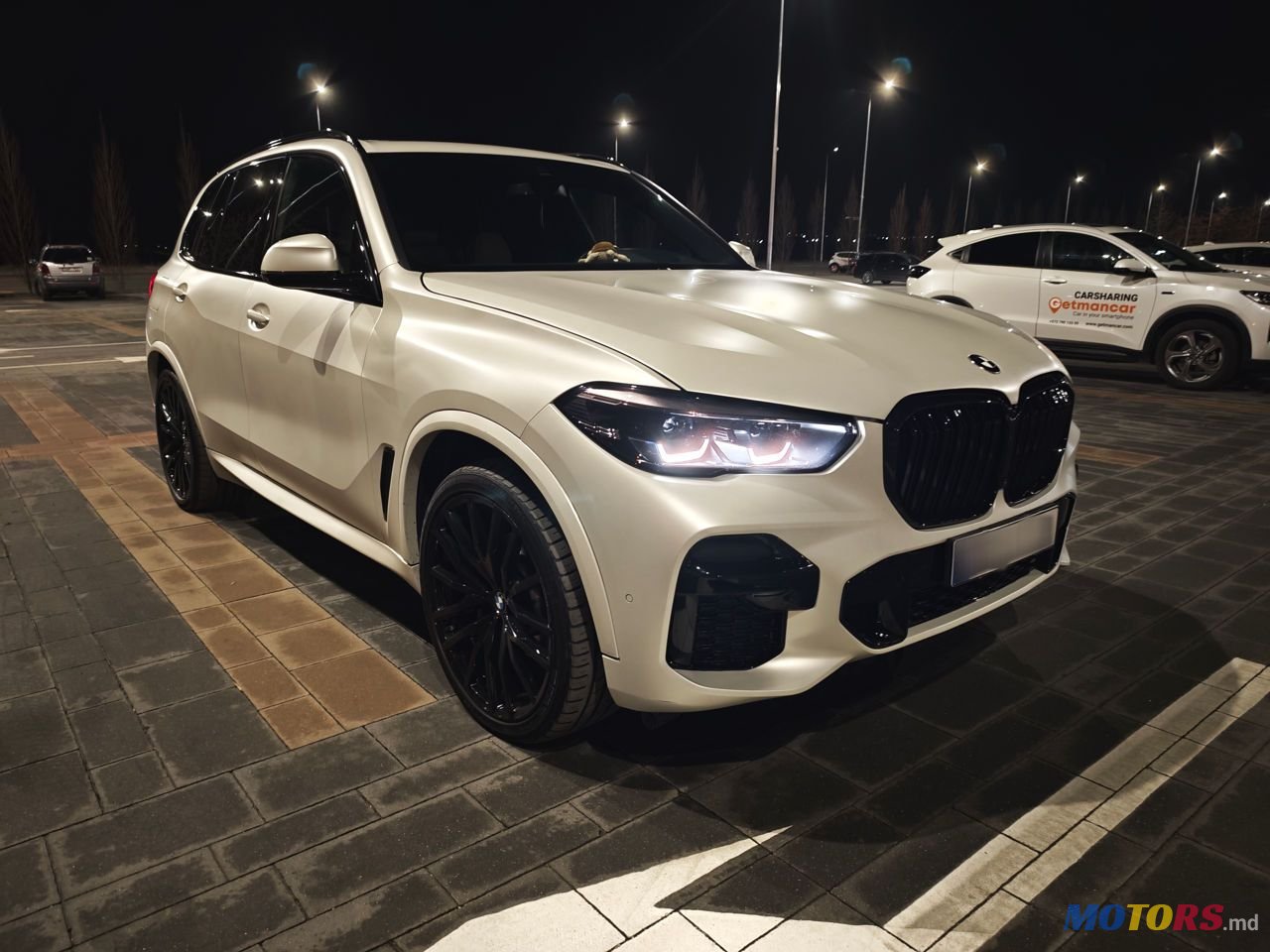 2022' BMW X5 photo #5