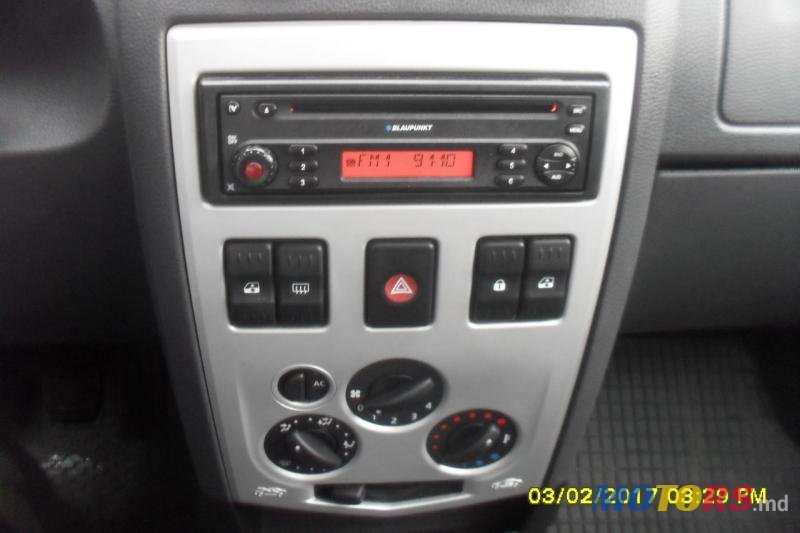 2008' Dacia Logan photo #1