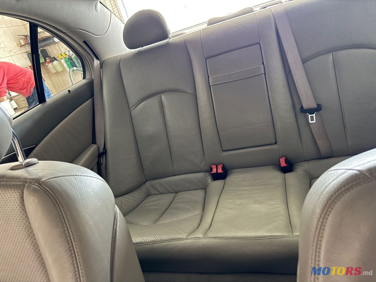 2004' Mercedes-Benz E-Class photo #6