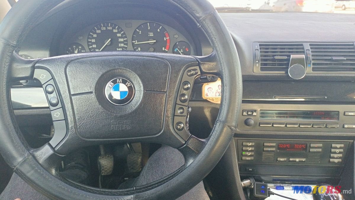 2000' BMW 5 Series photo #2