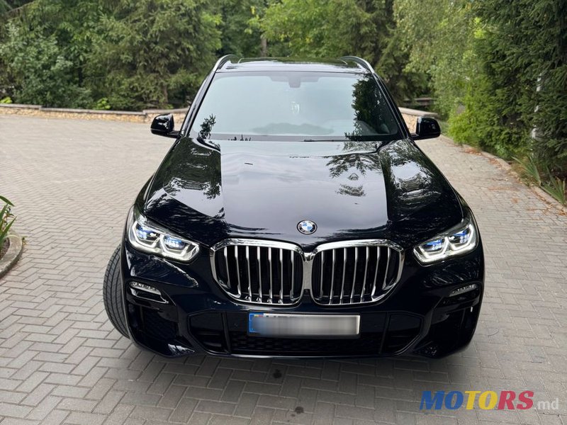 2019' BMW X5 photo #1