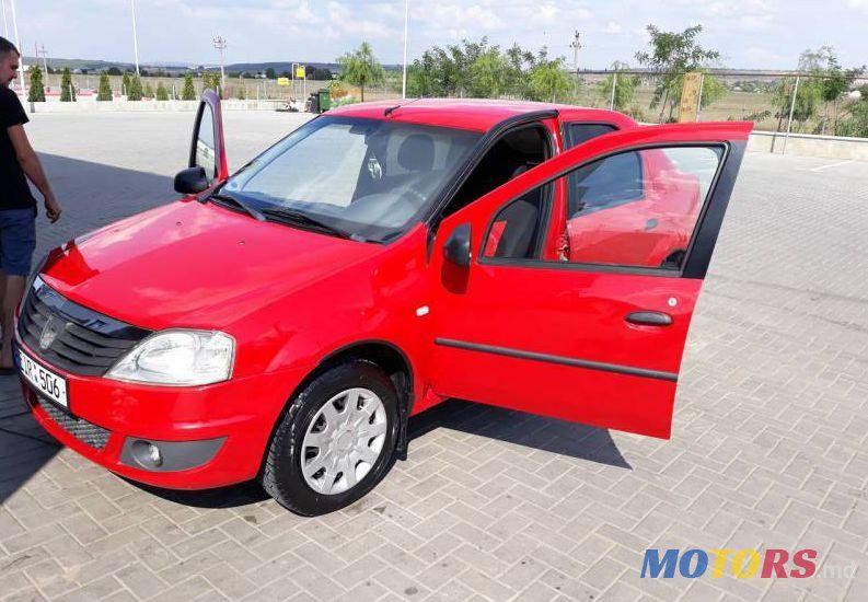 2011' Dacia Logan photo #1